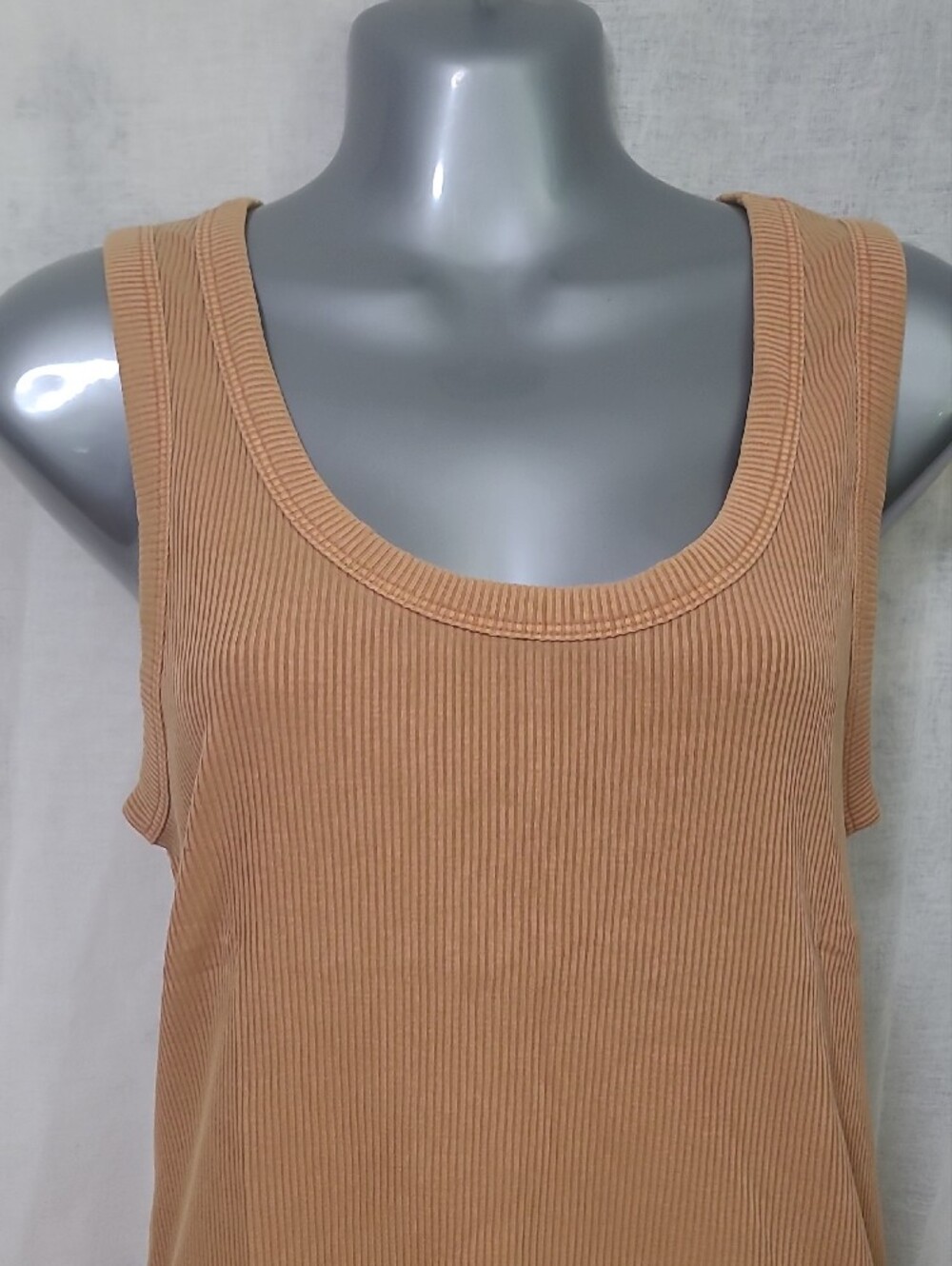 GAP Ribbed Tank Top - Camel/Tan - Picture 4 of 6